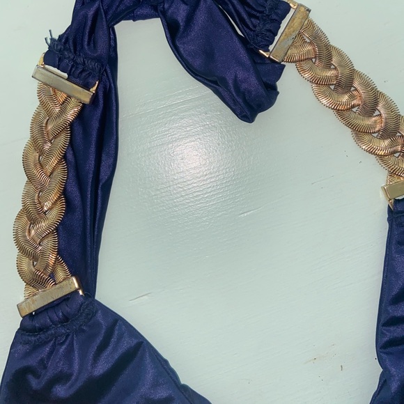 Beach Bunny Calypso Navy Braided chain Bikini top - Picture 6 of 7
